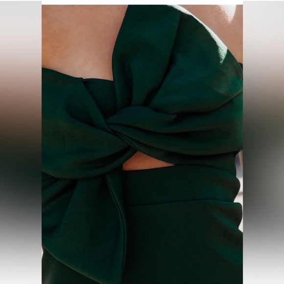 VICI Olia Always Present Hunter Green Tie Front Bow Midi Dress - Picture 2 of 3